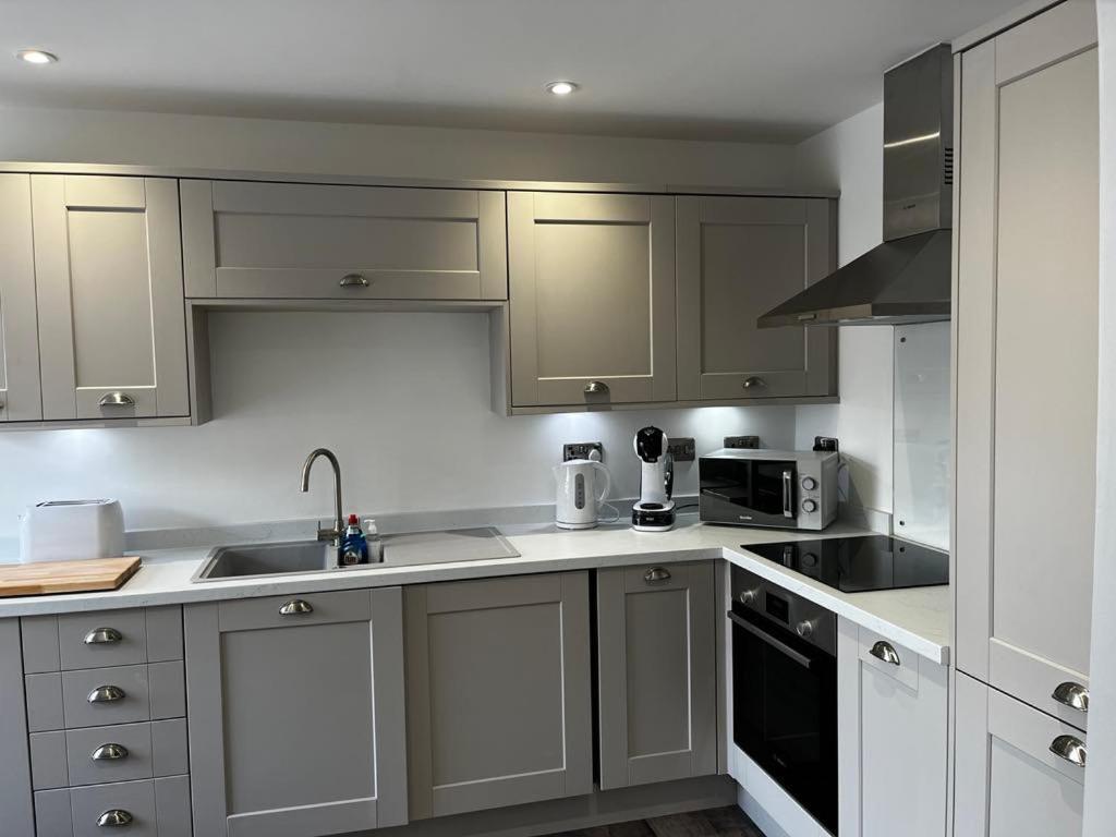 Sterling Stylish 2 Bedroom Central Modern Apartment Darlington  Eksteriør billede