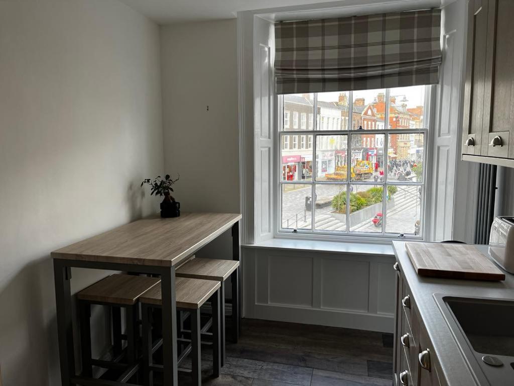 Sterling Stylish 2 Bedroom Central Modern Apartment Darlington  Eksteriør billede