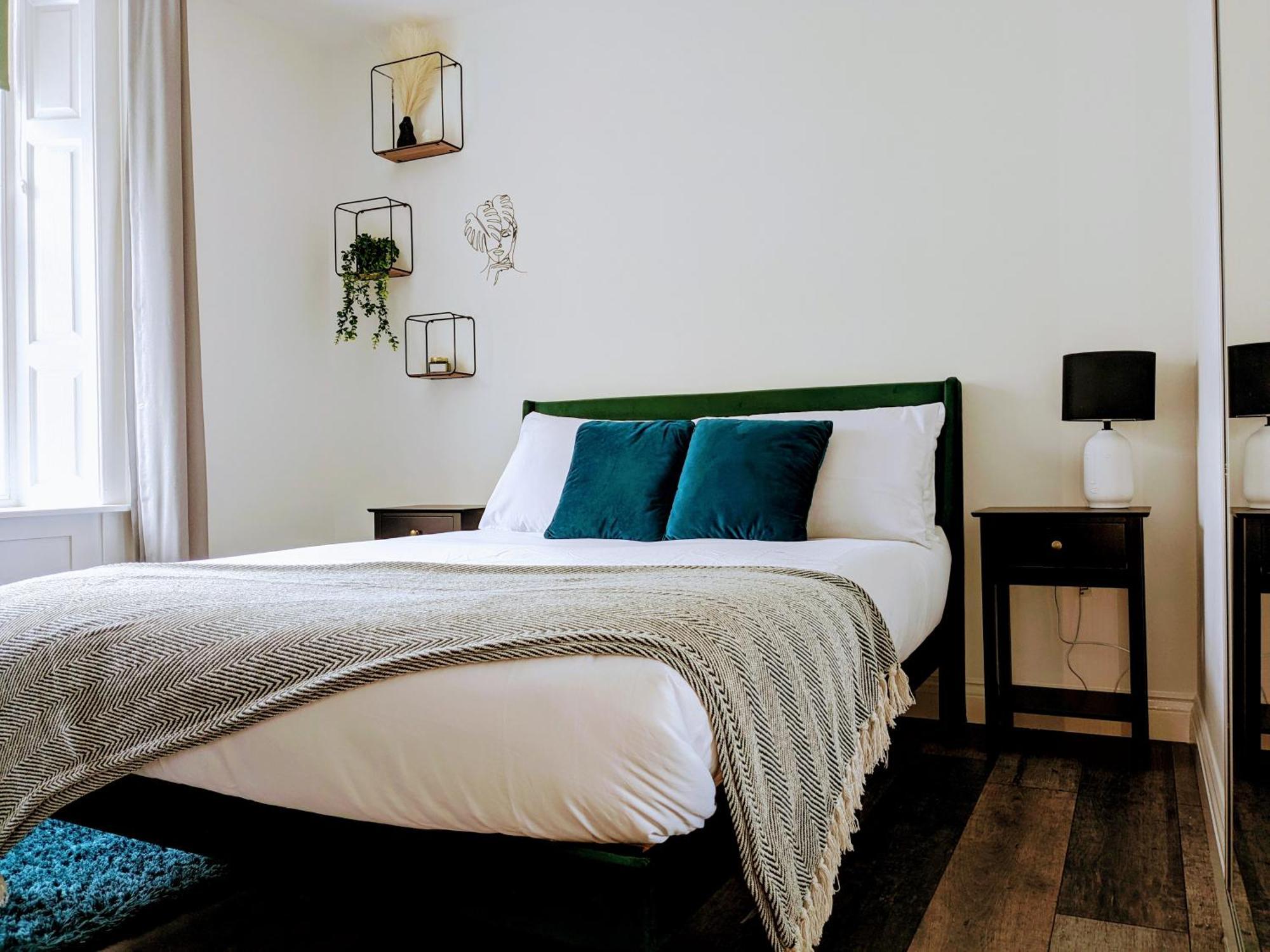 Sterling Stylish 2 Bedroom Central Modern Apartment Darlington  Eksteriør billede