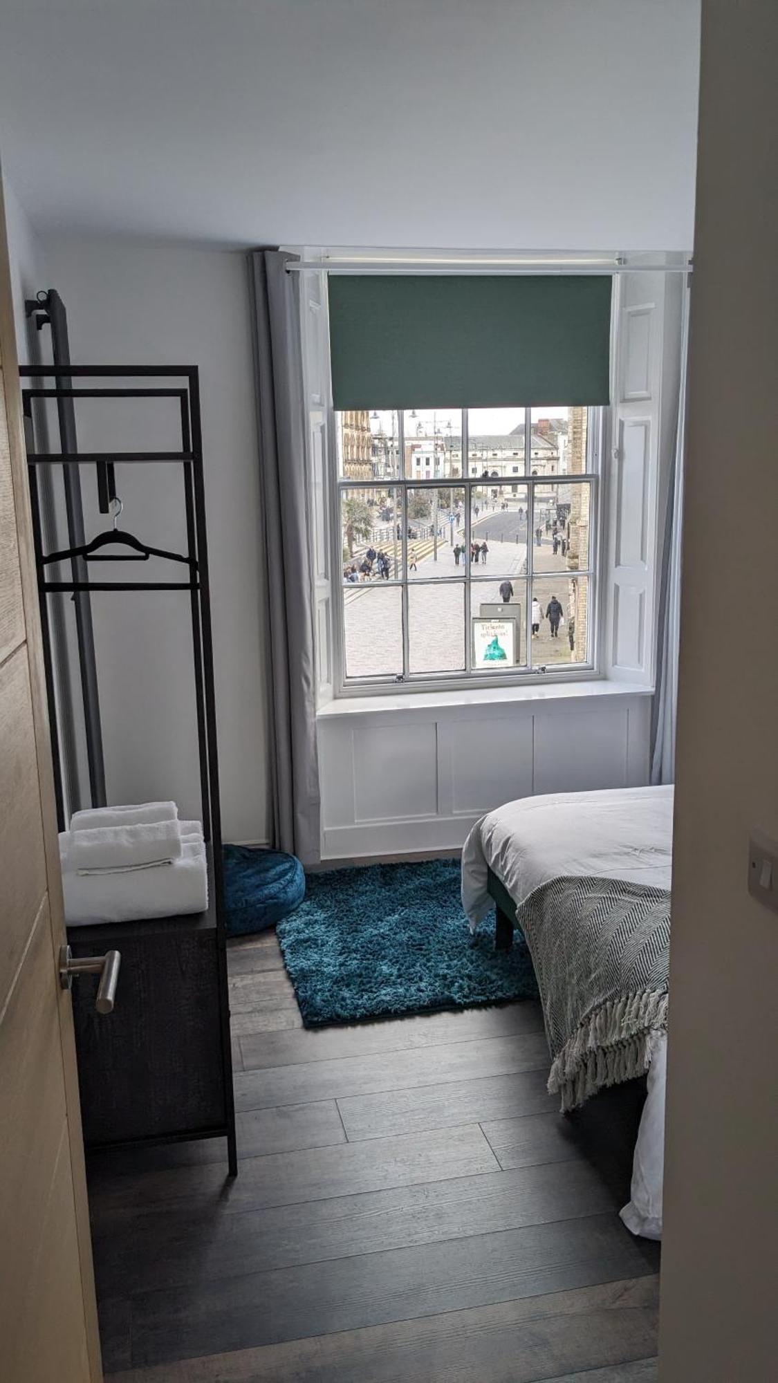 Sterling Stylish 2 Bedroom Central Modern Apartment Darlington  Eksteriør billede